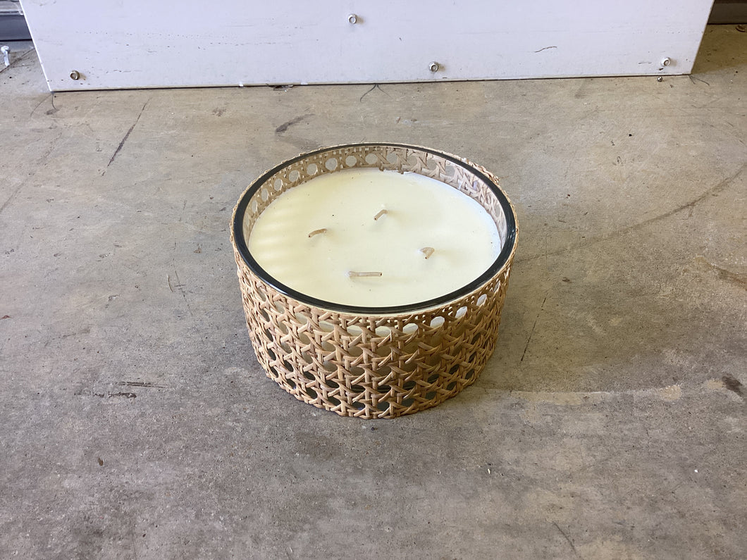 Lattice candle